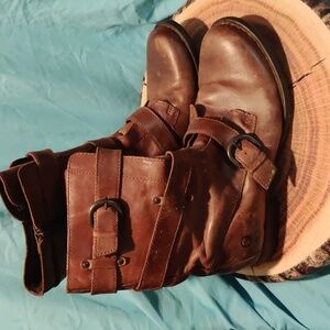 Born Distressed Brown Boots W8